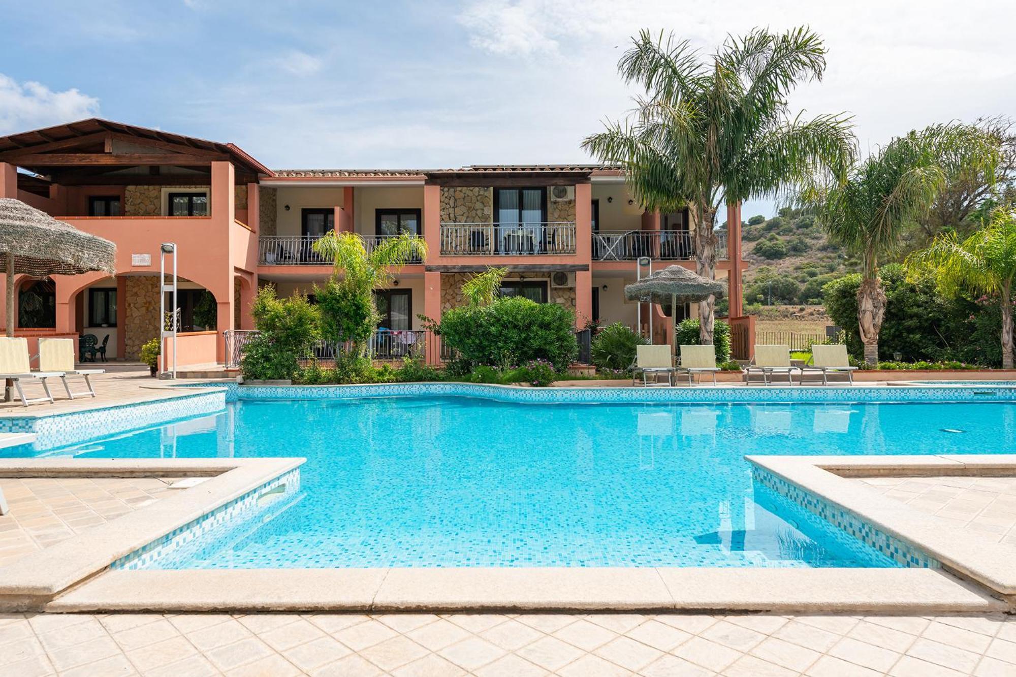 Green Village Resort Villasimius Extérieur photo