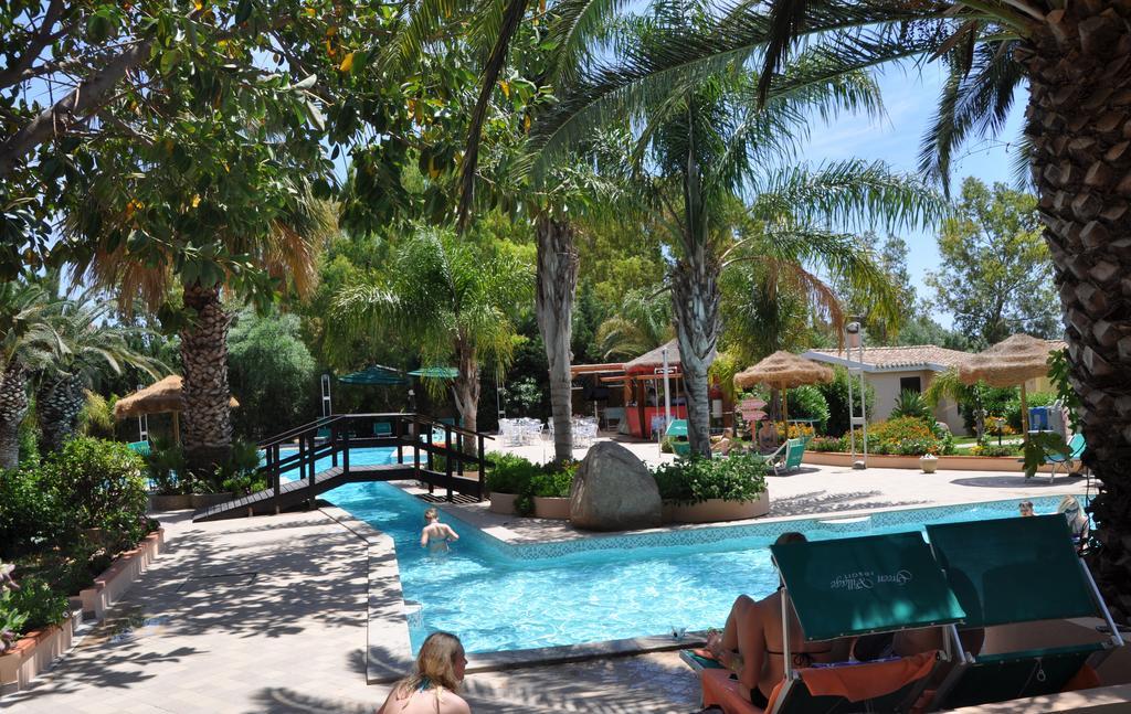 Green Village Resort Villasimius Extérieur photo