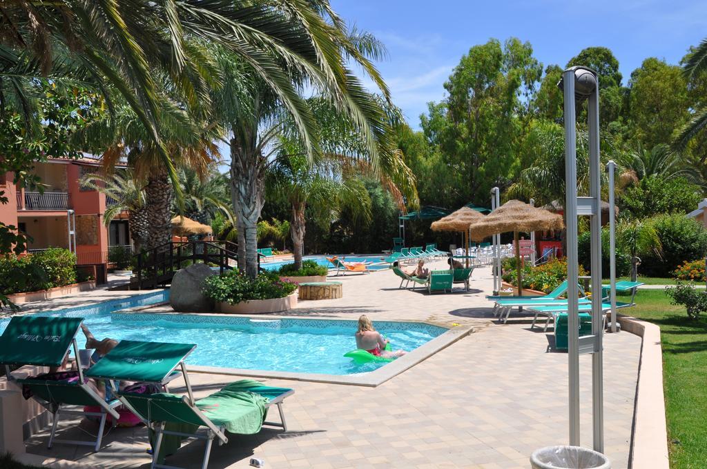 Green Village Resort Villasimius Extérieur photo